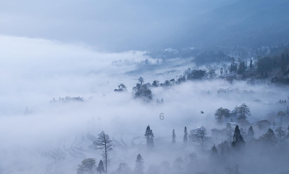 迎寒而上,除雪抗冰保民生,筠连在行动