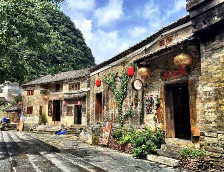 逃出昏暗的地下室