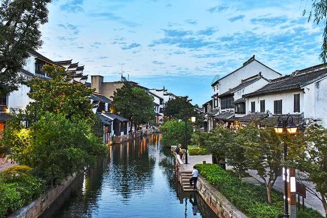 芒果超媒:2023年净利同比预增76%-108%